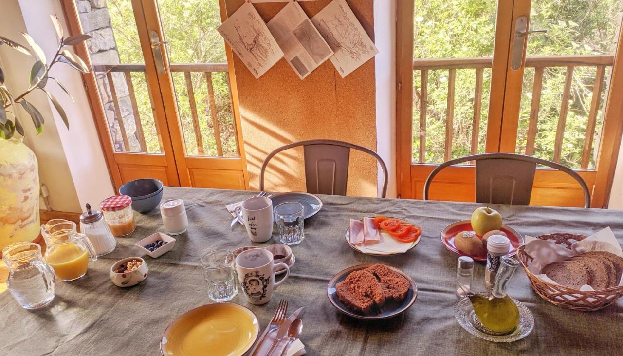 Casa Rural Petricor, Ordesa Vio Bagian luar foto
