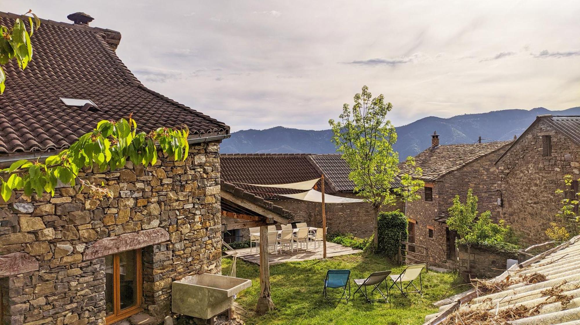 Casa Rural Petricor, Ordesa Vio Bagian luar foto